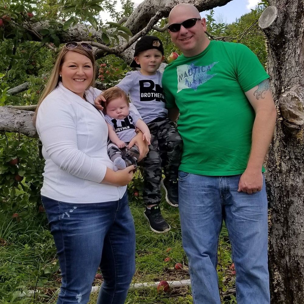 Meet your Posher, Ladona